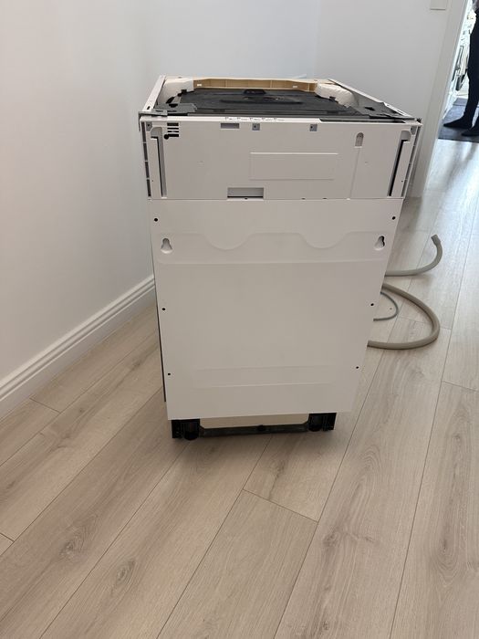 Masina de spalat vase Piramis