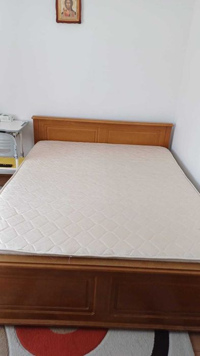 Mobilier de dormitor + mobilă living – Second Hand