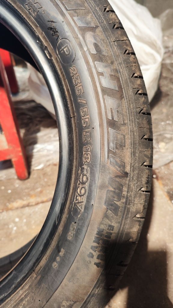 Продается 1 балон 235/55 R18 всесезонна Michelin как новый