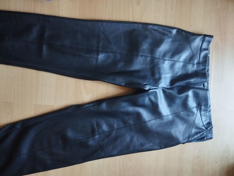 Pantaloni noi imitație piele
