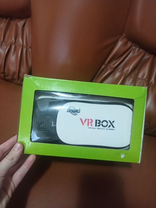 Ochelari VR cu Jioistick și jocuri