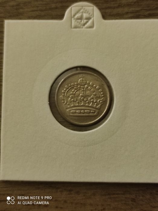 3 monede suedeze de argint