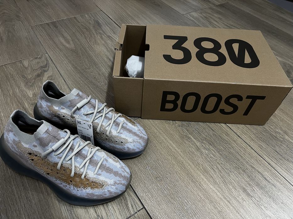 Yeezy Boost 380 "Pepper Non-reflective" Mărimea 42