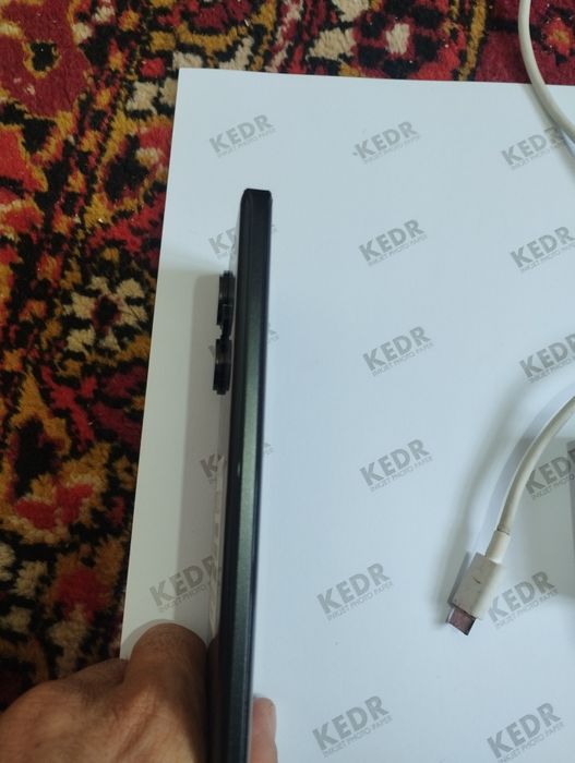 Redmi Note pro 13+5 G  sotilade idial sostayana xotira 8+4+256 GB