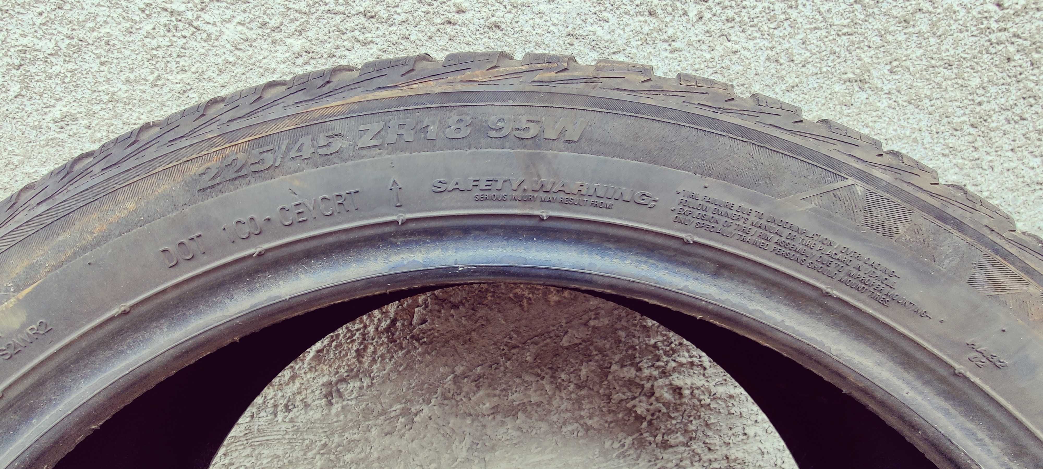 Kumho Solus HA32 225/45/18