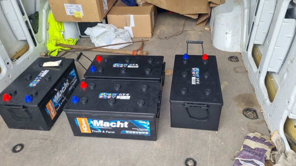 Baterie  auto 12V Macht