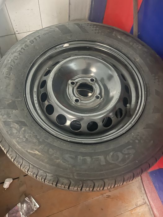 195/70/R14 Kumho balon sotiladi