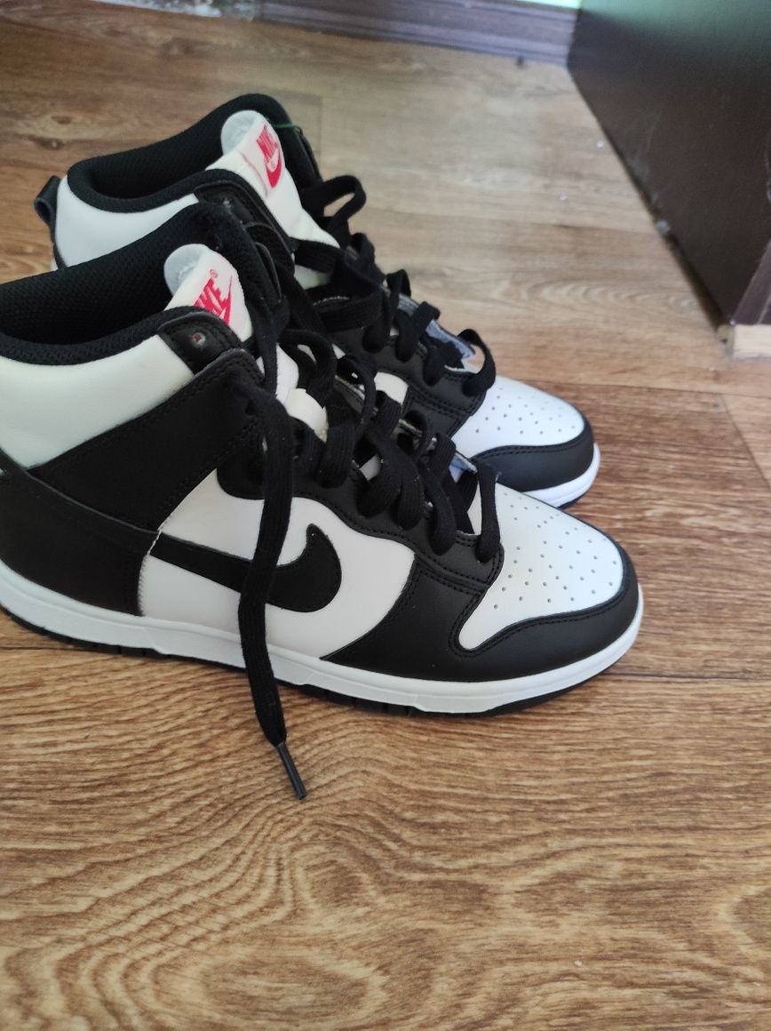 Сникърси Nike - W Dunk High Panda