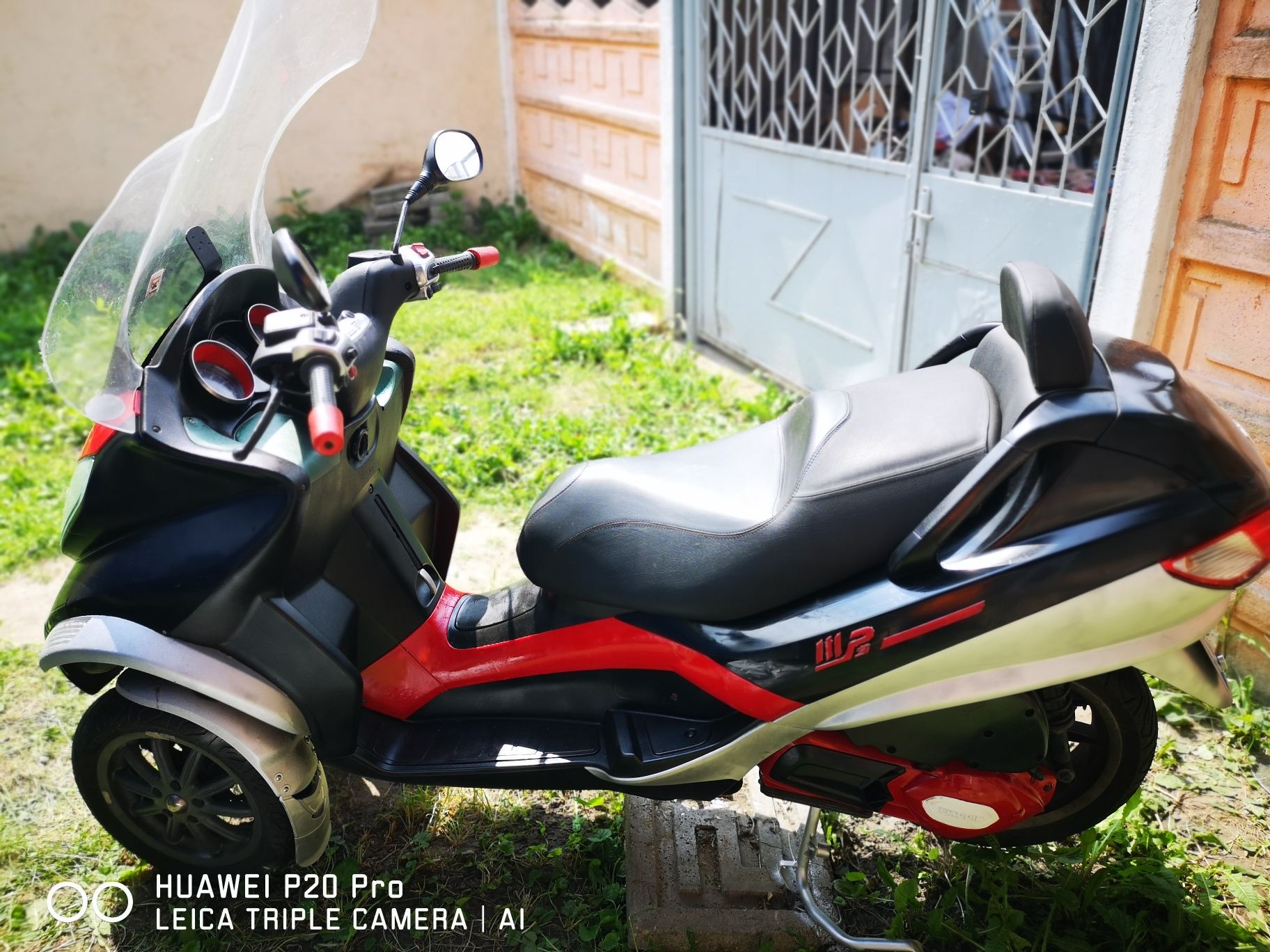 Piaggio MP3 300 DIN 2010