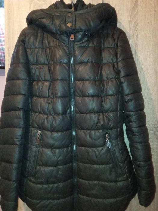 Черно зимно яке с качулка