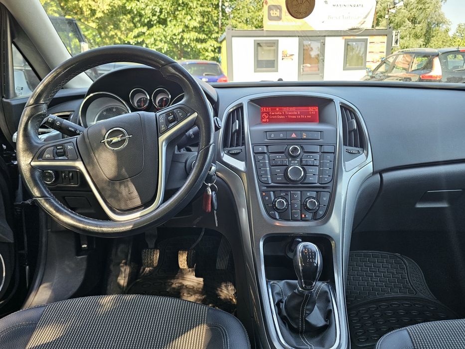 Opel Astra 1.7 CDTI 2011