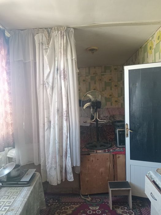 Учтепа туммани да 2/хонали хонадон. сотилади//////////////////////////