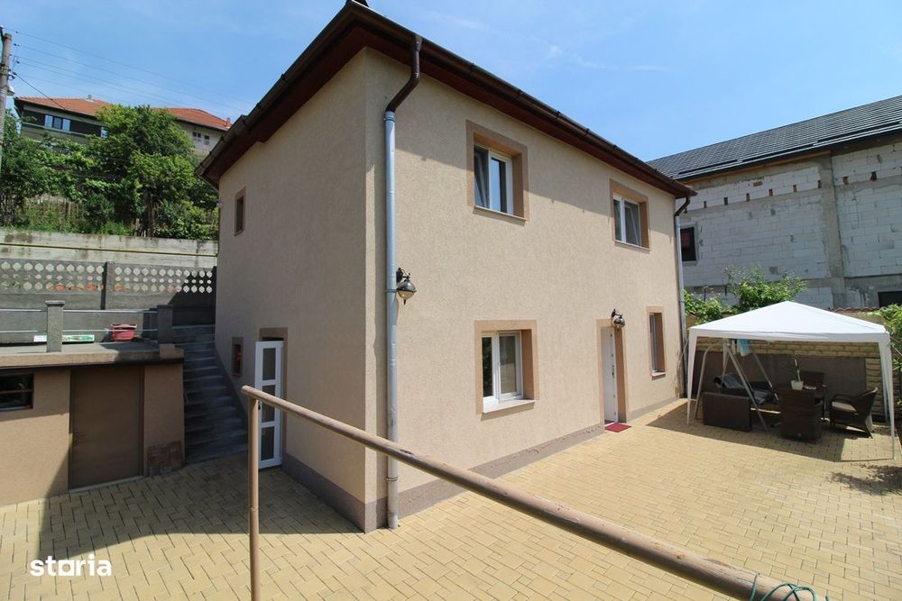 Vând casă P+E în Hunedoara, zona Chizid, teren 713mp, f.s. 17m