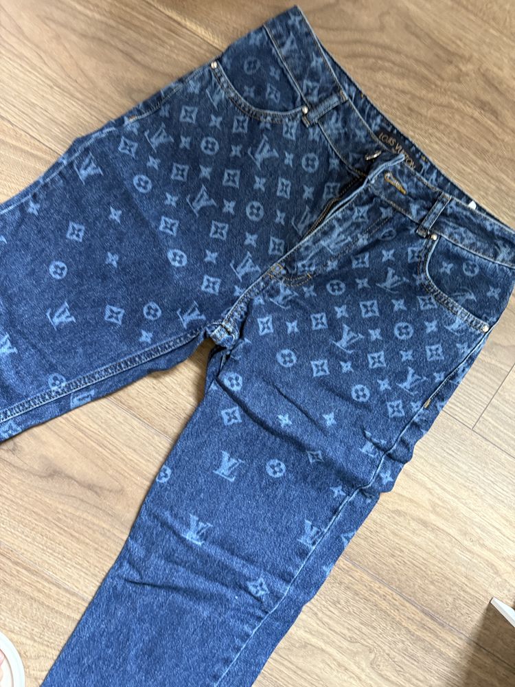 Louis Vuitton дамски дънки
