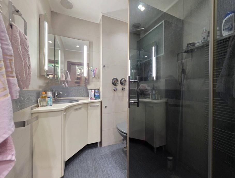 Тристаен, продажба, ж.к Банишора