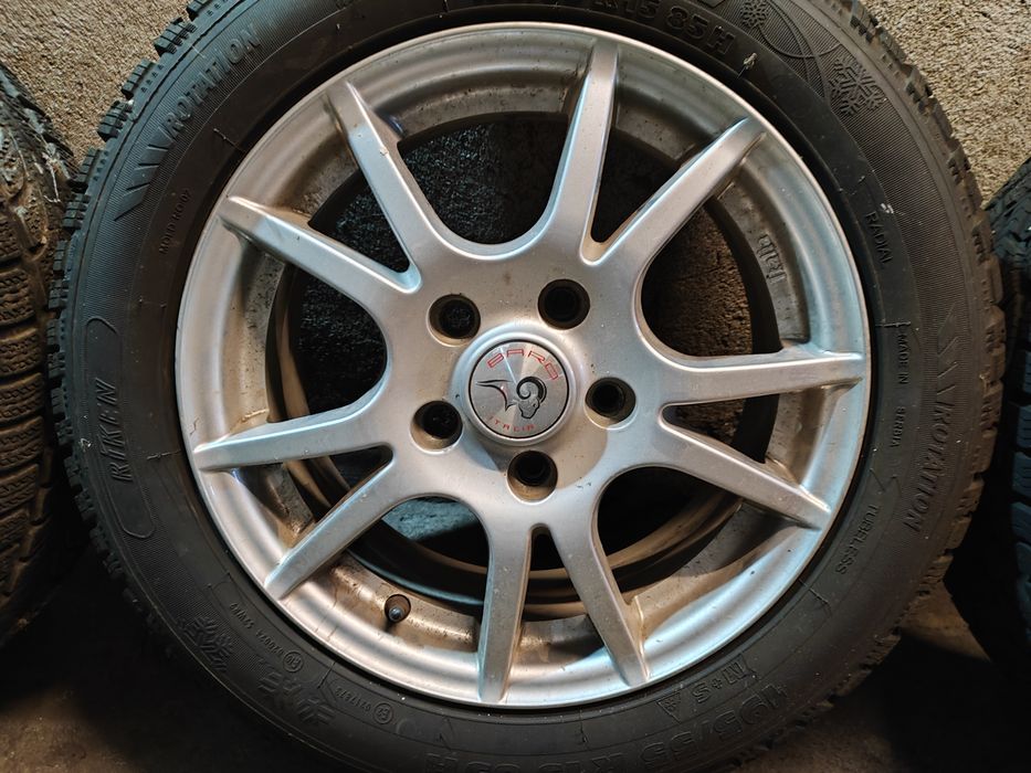 Джанти с гуми 5x114.3 15" 60.1