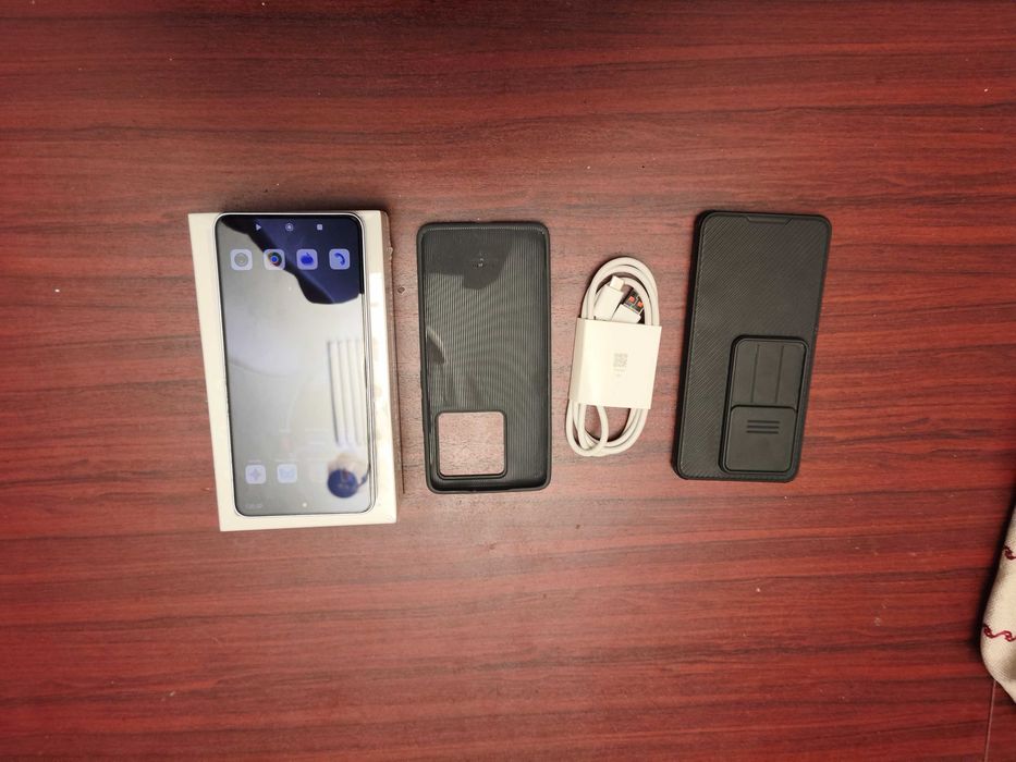 Xiaomi 14t 256gb отличен с оставаща 2г+ гаранция