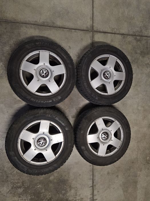 Зимни гуми Mishelin Alpin 7mm грайфер.  Мишелин 5×100 , 195/65/15 VW