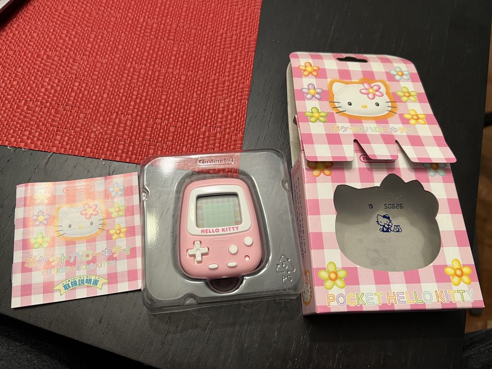 Nintendo Hello Kitty podometru Tamagochi