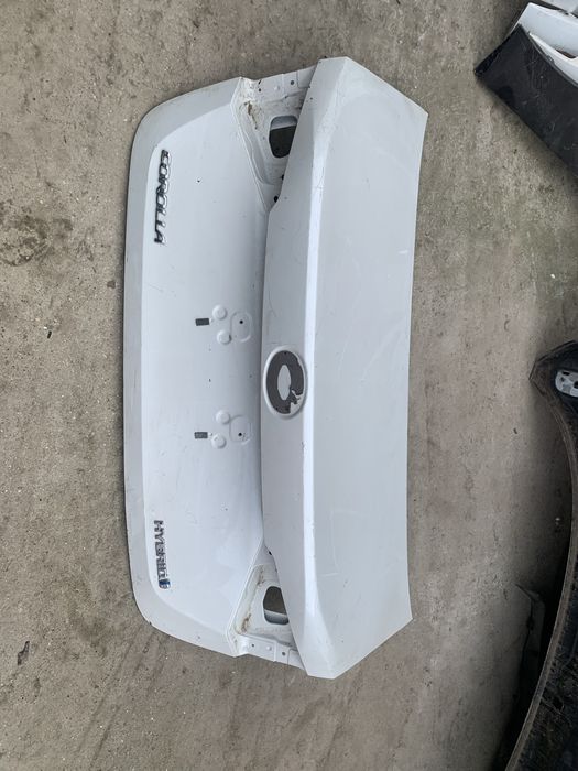 Haion/Capota portbagaj Toyota Corolla hybrid an 2019/2020/2021/2022