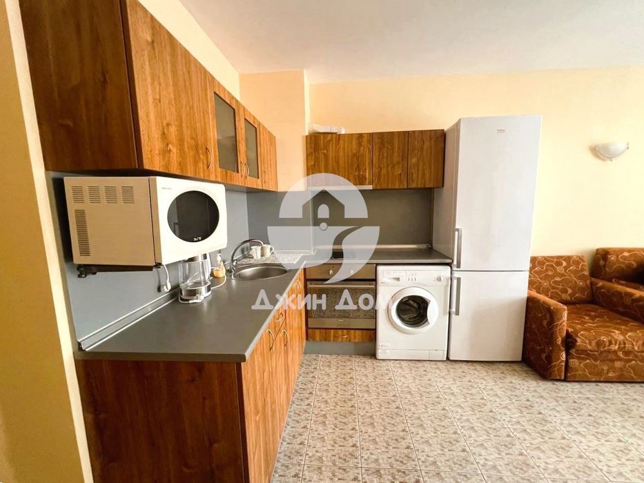 Продава се Тристаен апартамент в к.к. Слънчев бряг - 96 кв.м за 1105 €/кв.м - Снимка #2
