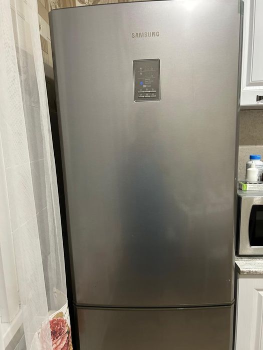 Холодильник в хорошем состоянии