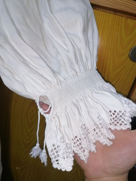 Cămăși foarte vechi