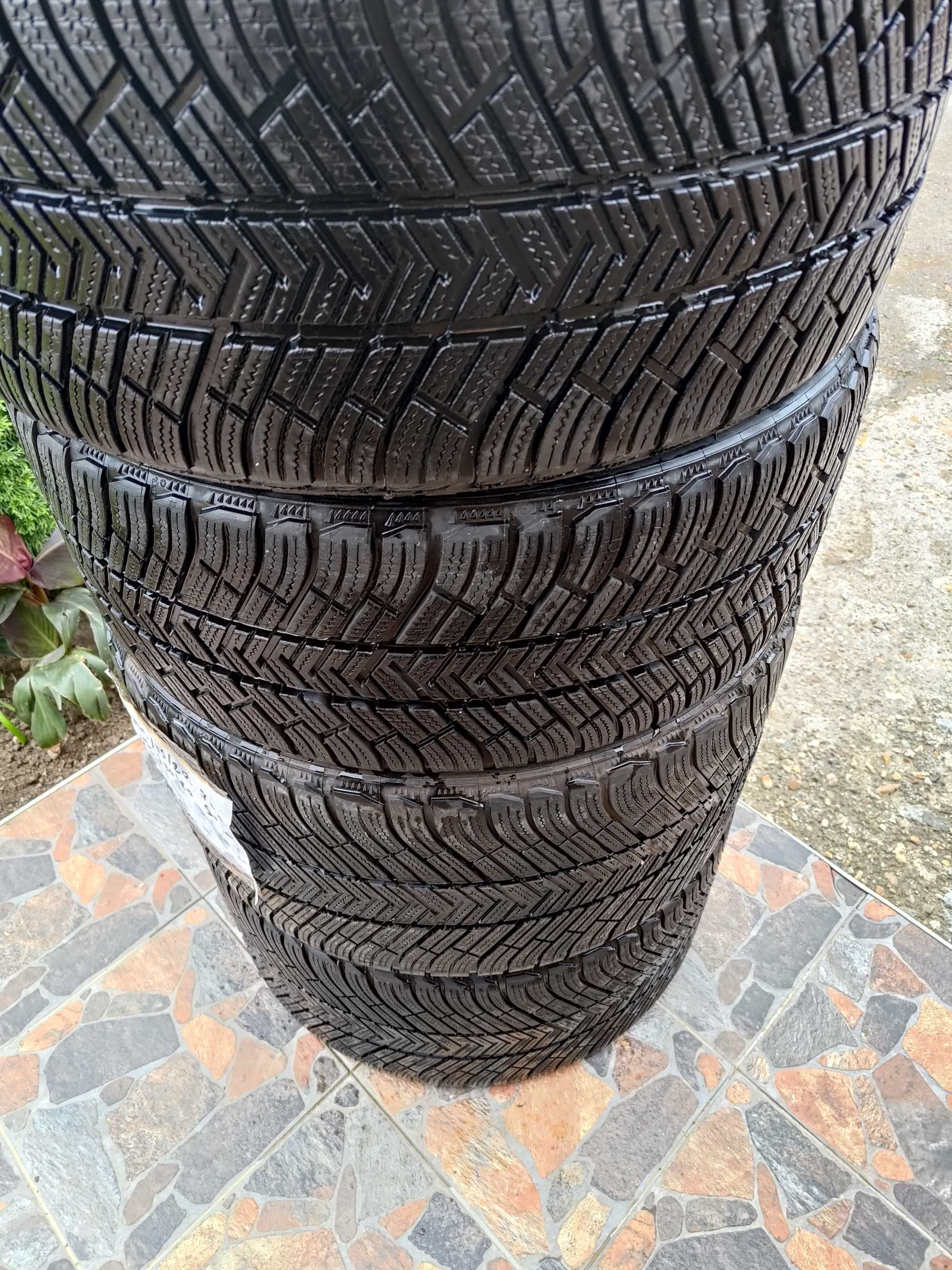 Зимни гуми  MICHELIN 295 35 20 / 245 35 20