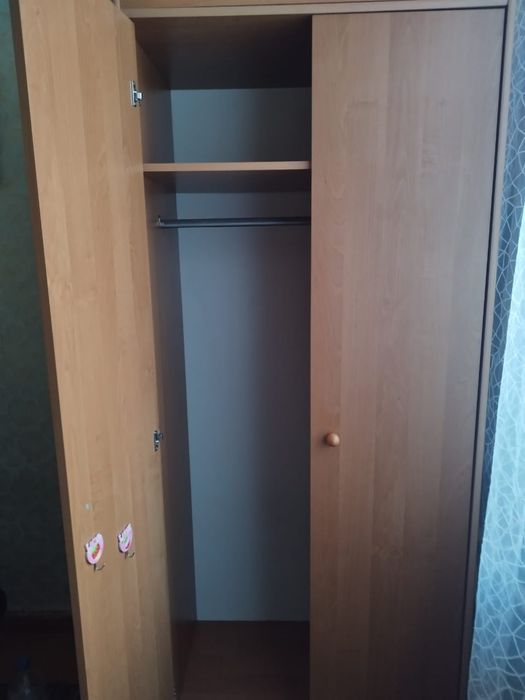 Детская стенка с постельным шкафом.