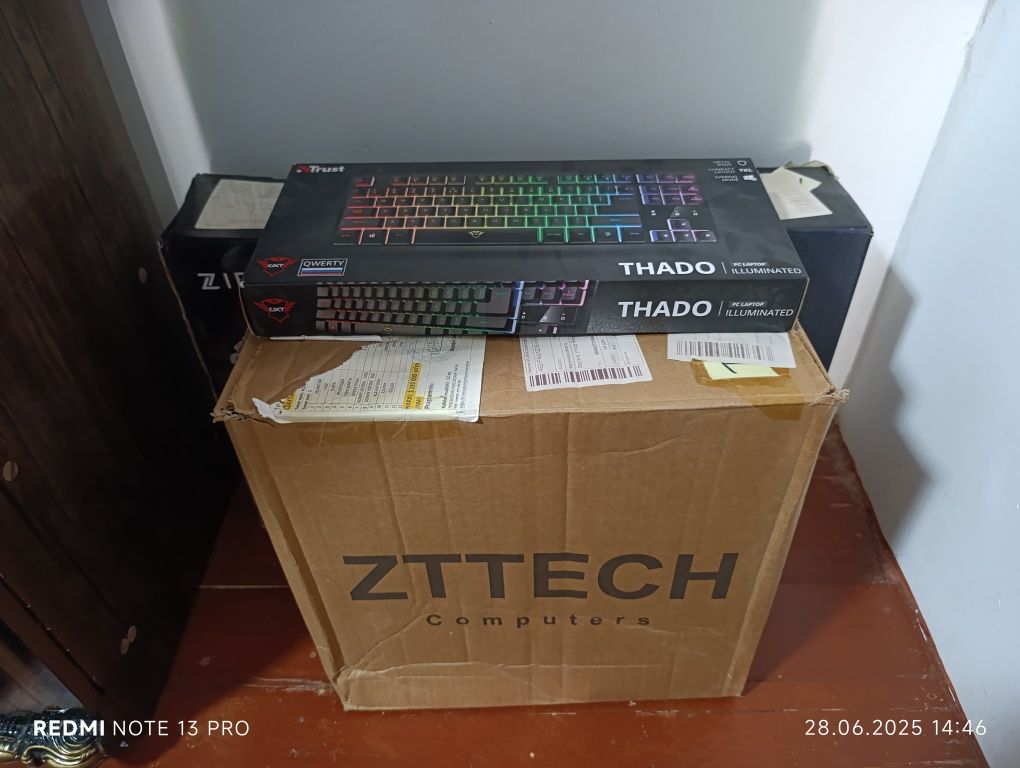 Full komplekt. Oʼyin va oʼqish uchun kompyuter
