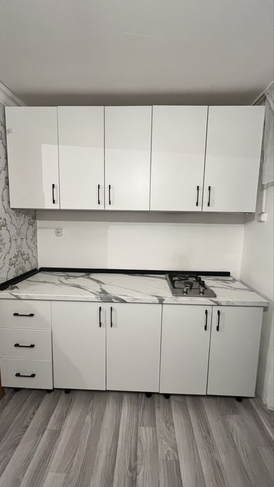 Кухонный шкаф сатылады! Хабарласыңыздар!