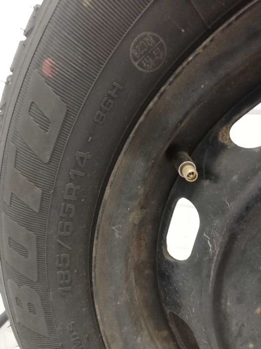 Желязна джанта 14" с нова гума Boto, подходяща за резервна.