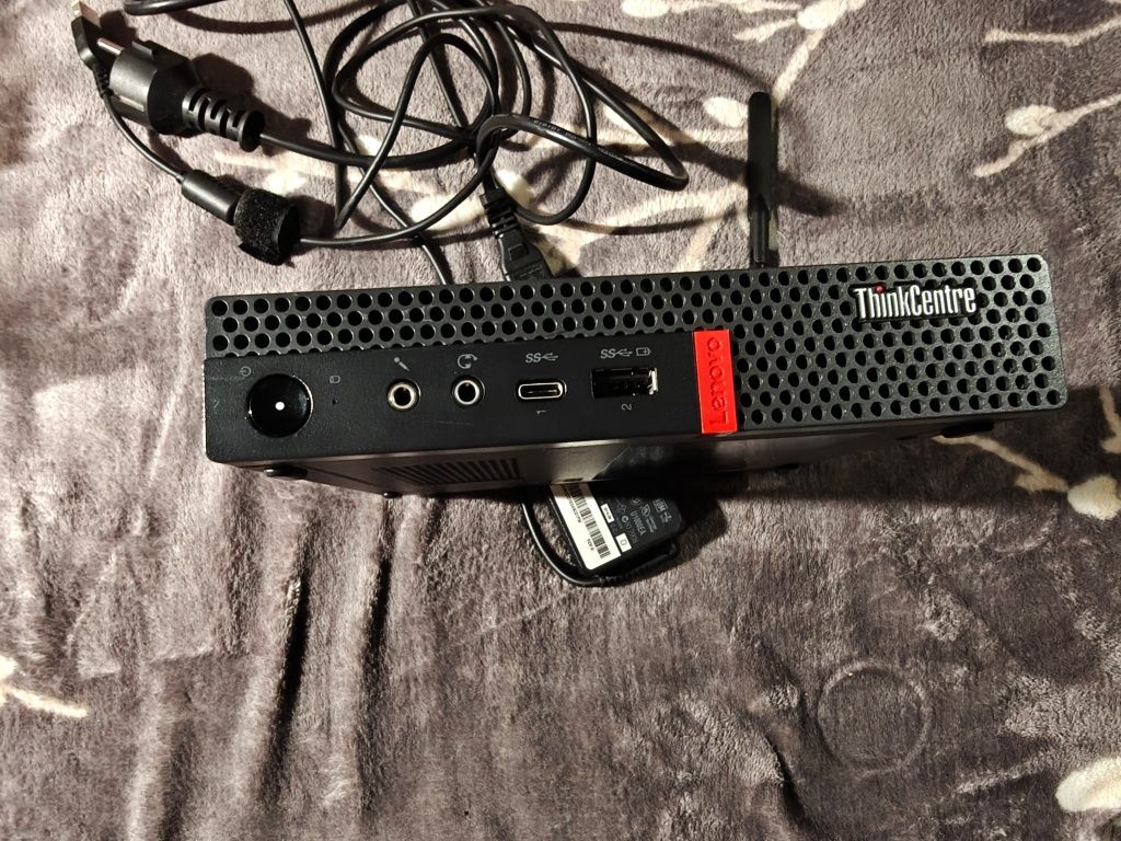 Минипк LENOVO ThinkCentre M720q