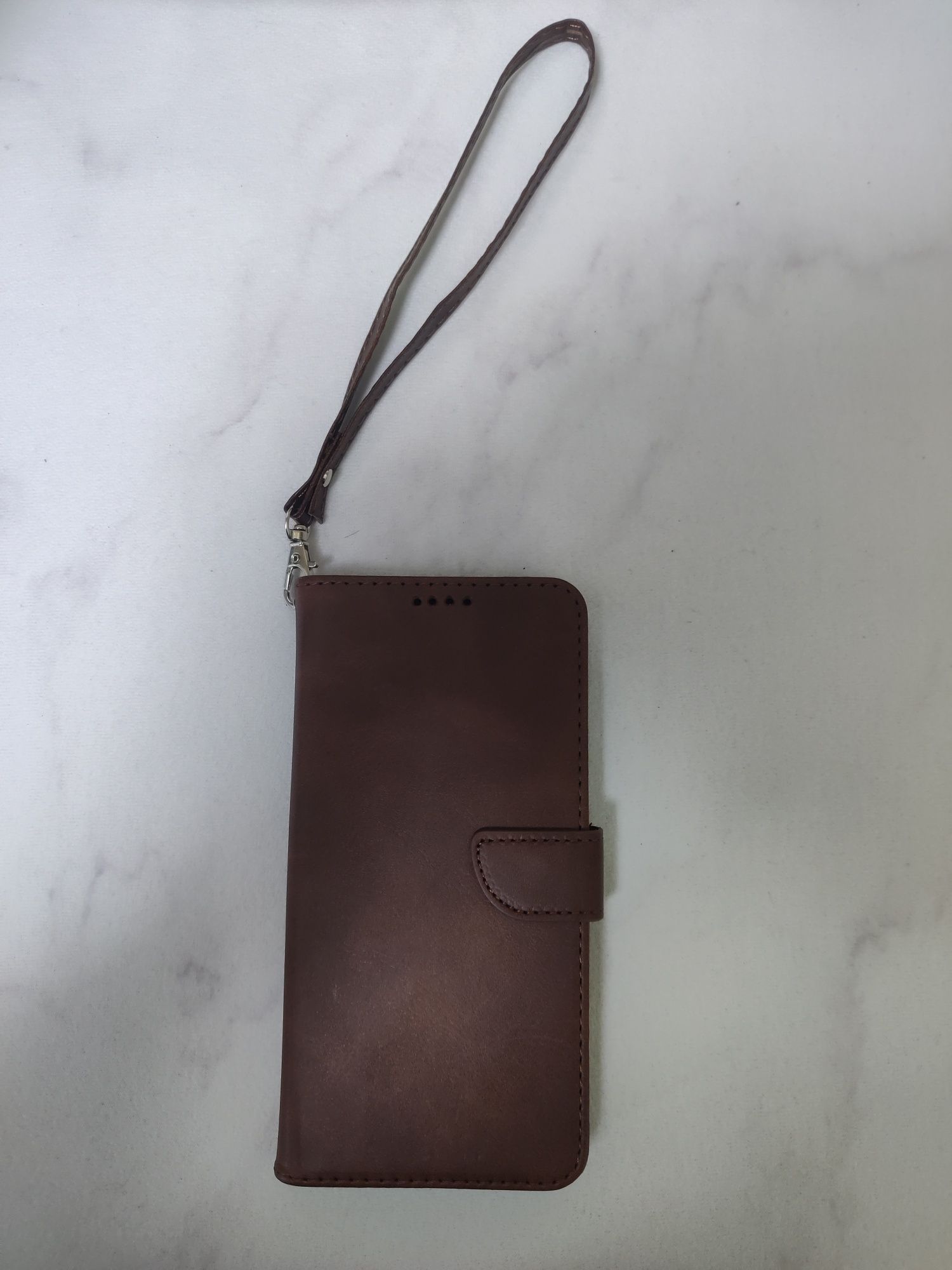 Продам чехол на Redmi 9a