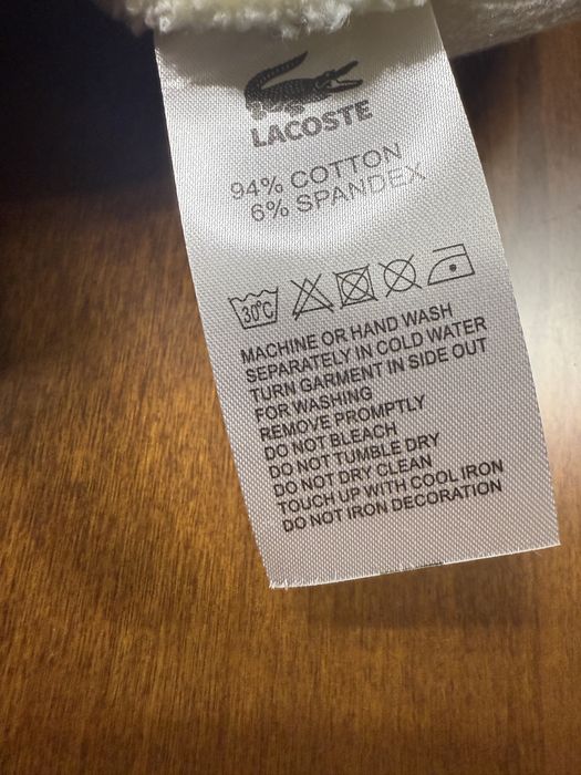 Caciula Fes Lacoste noua/new unisex