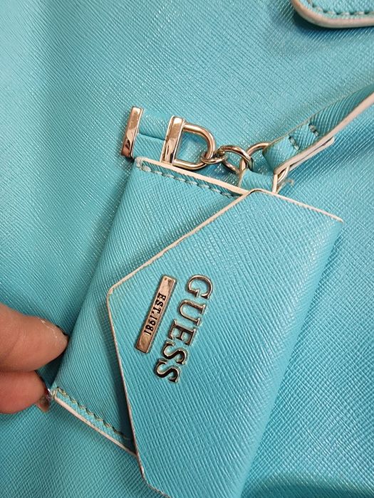 Guess Уникална! Дамска чанта