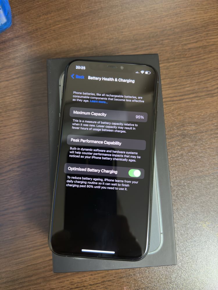 Iphone 11 Pro 64 GB 95% Battery Health