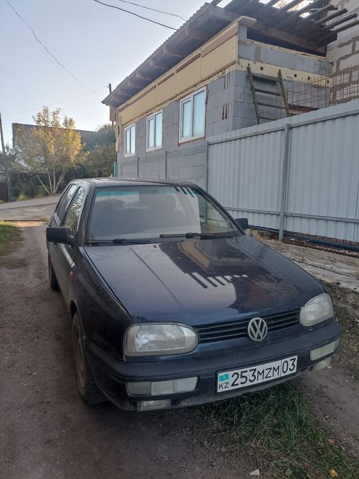 Продам машину гольф 3