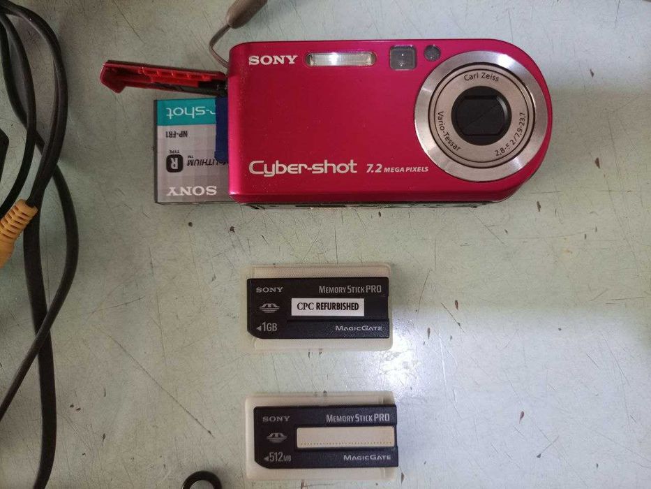 Продам фотокамеру Soni P-200 оригинал со всеми документами