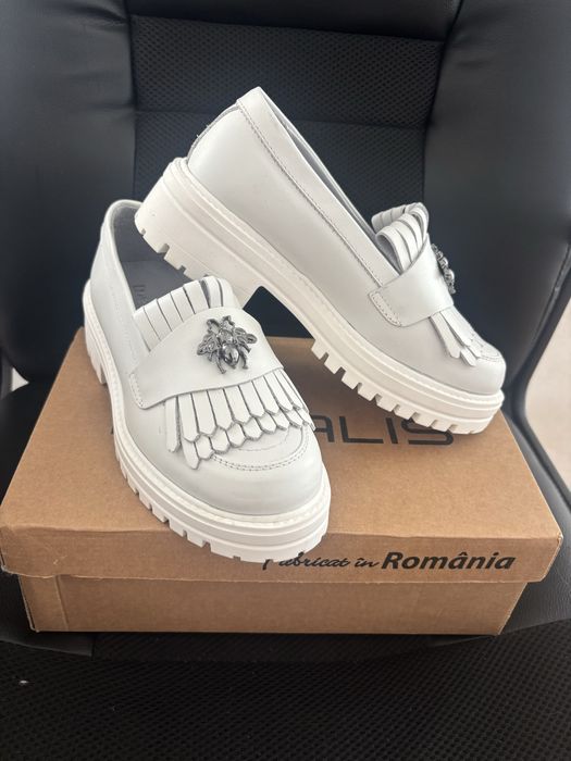 Mocasini piele nr 35