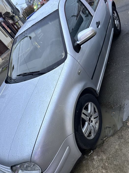 Volkswagen Golf 4 motor 1.4 benzină