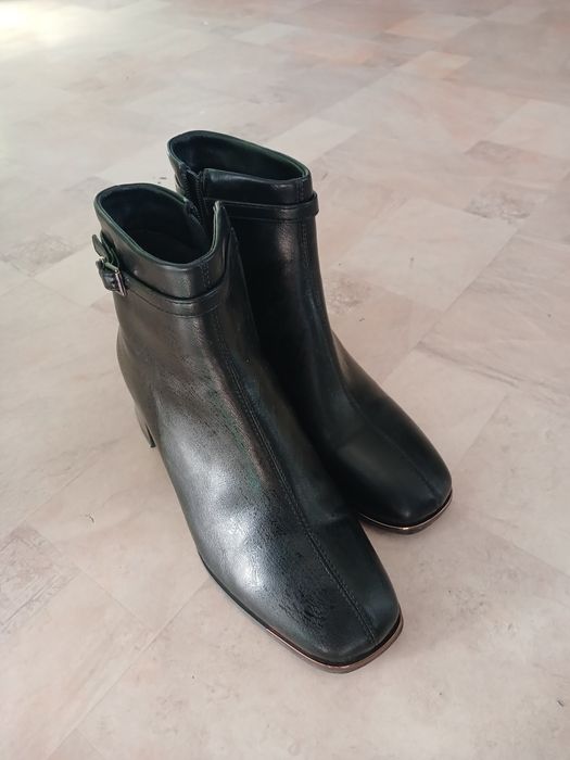 Продается Осенние сапоги