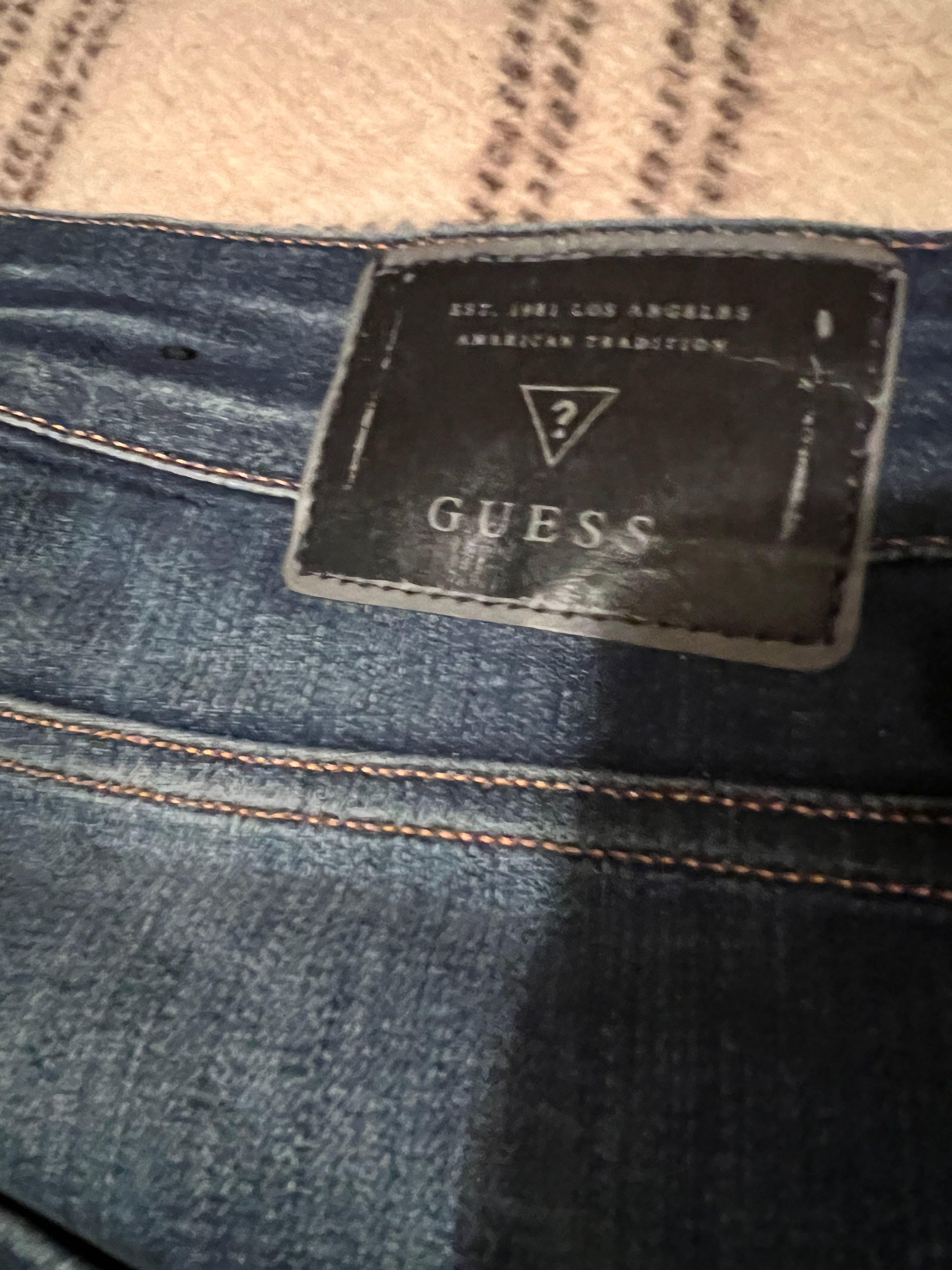 Нови дънки guess