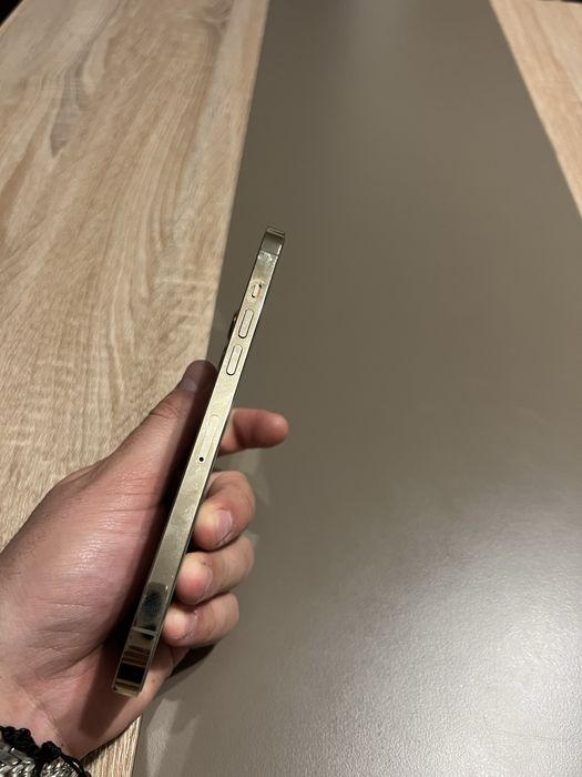 vand iphone 12 pro max