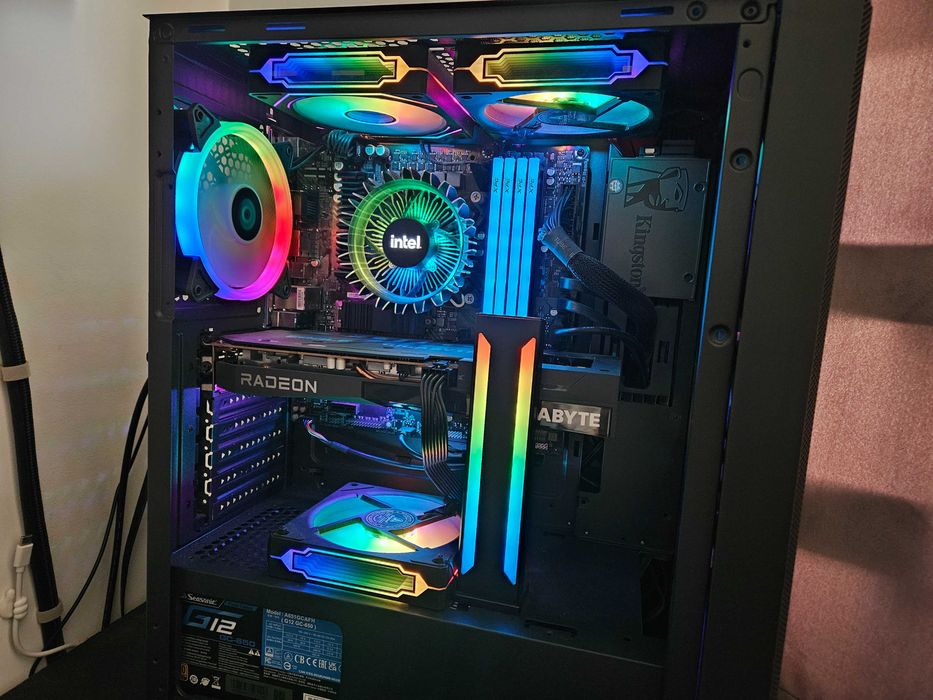 Unitate PC GAMING I5-12400 Radeon RX6600 32Gb RAM full RGB custom