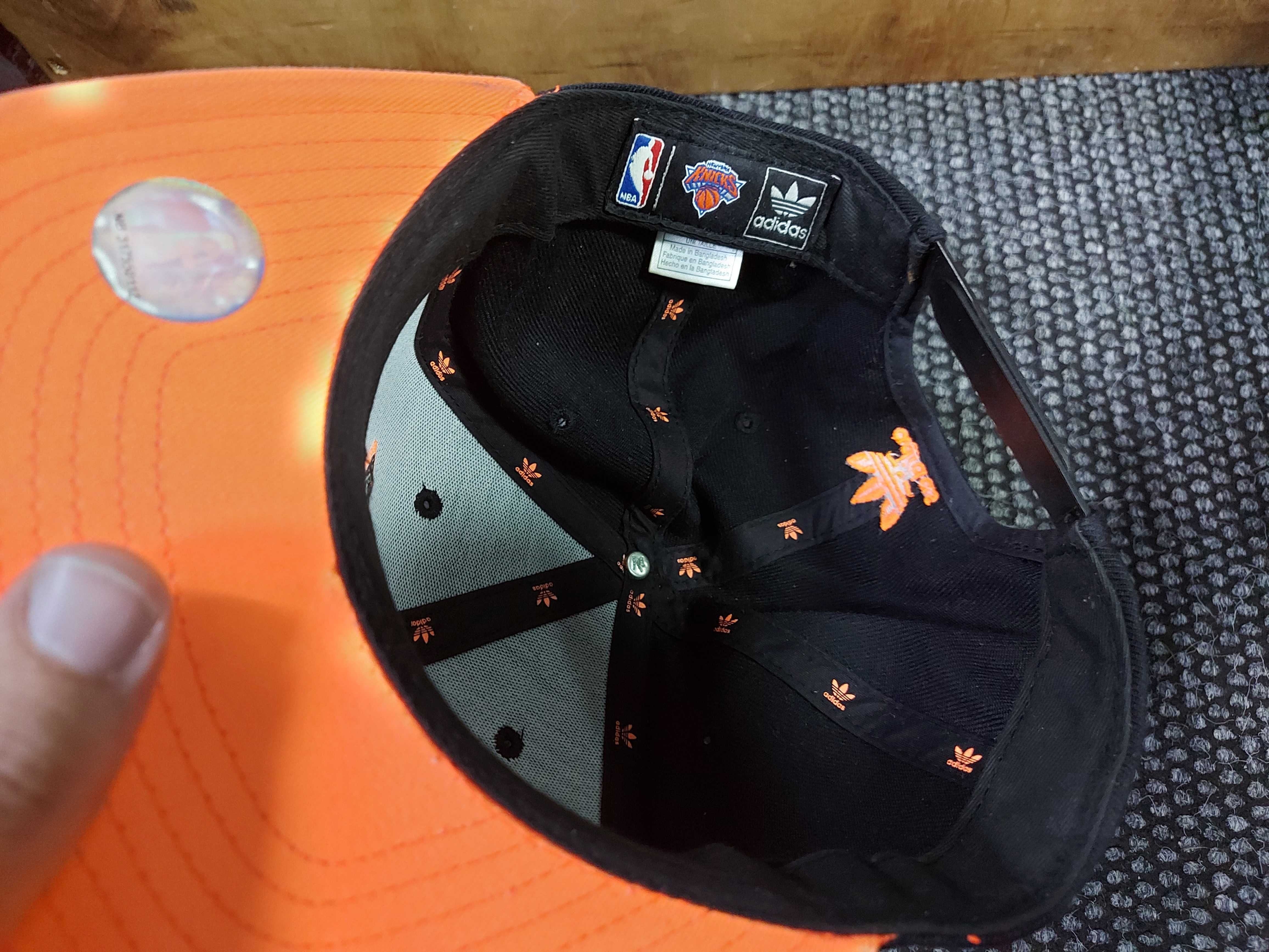 Adidas new york knicks шапка
