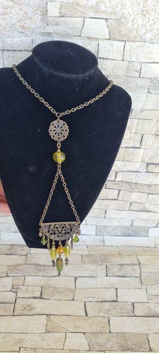 Бижута-колиета .