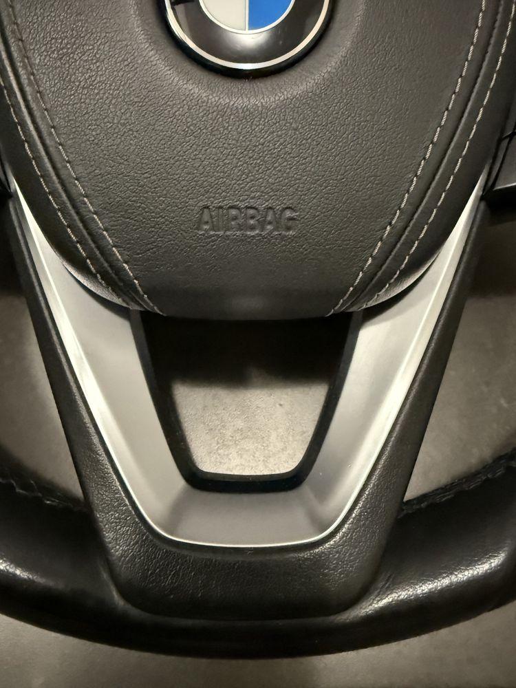 Волан с еърбег airbag BMW G30 G20 G01