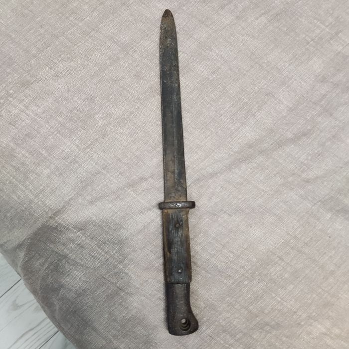 Стар щик на ниска цена