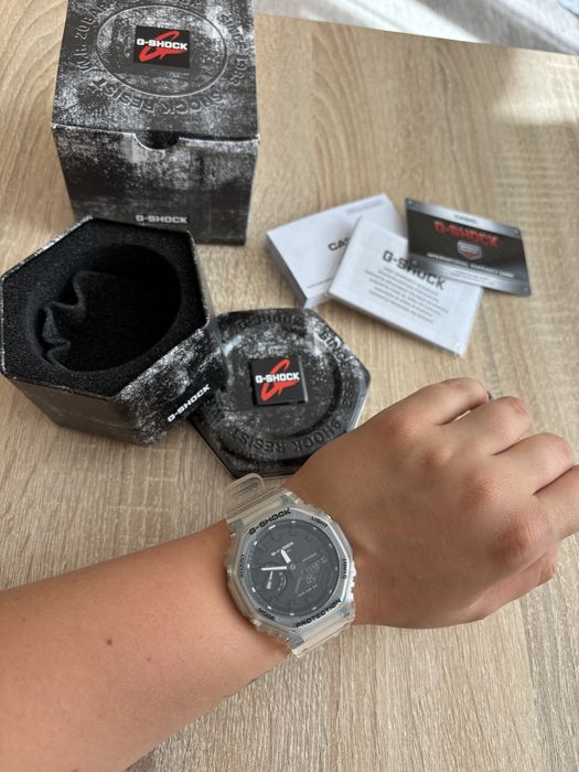 G-shock Casio часовник